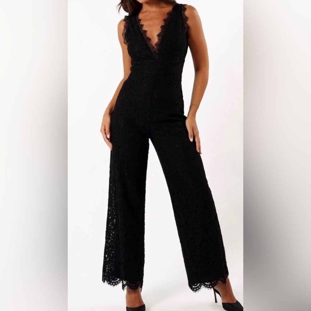 VENUS Black Lace Sleeveless Open Back Jumpsuit NWOT